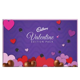 Cadbury Dairy Milk Silk & Oreo Valentine Gift Pack, 316g at Rs.450